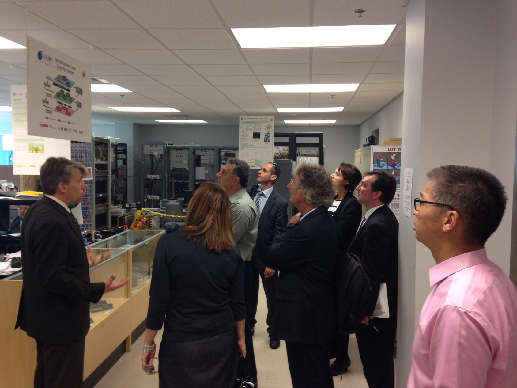 CEBN members and guests tour North Carolina State University’s FREEDM Systems Center—a smart grid research hub—following a discussion of Pew’s Clean Economy Rising research (Oct. 9, 2014).