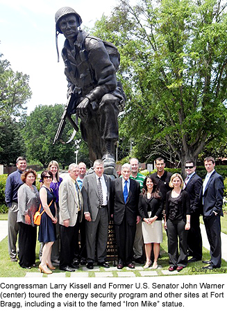 Senator Warner at Fort Bragg