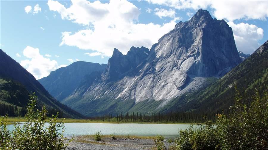 Nahanni Park