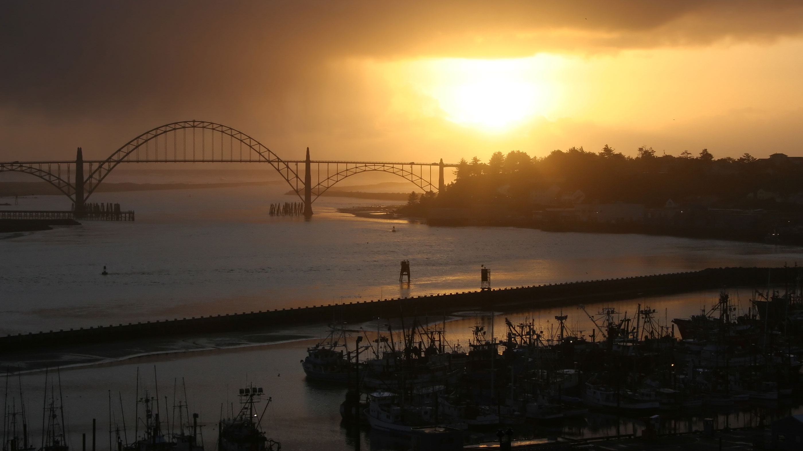 Yaquina Bay Bridge in Newport, Oregon