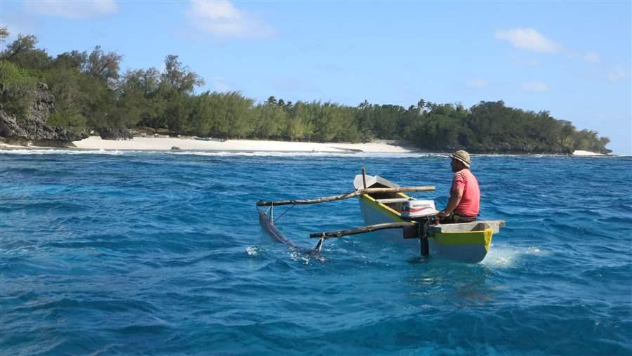 There is little industrial fishing around the Austral Islands