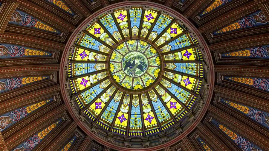 Illinois State Capitol, inside of the capitol dome