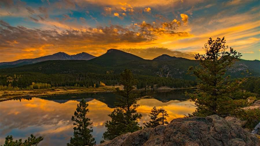 rocky mountain national park logo