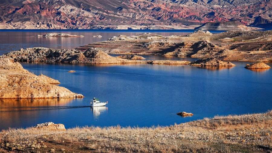 Boating over Lake Mead Lakemead_1_16x9