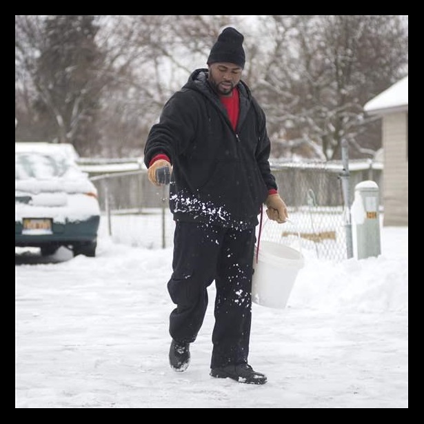 Driveway salting Driveway salting