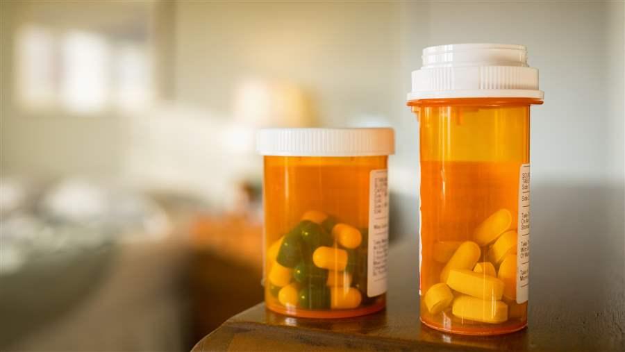 Expedited review of generic drug applications