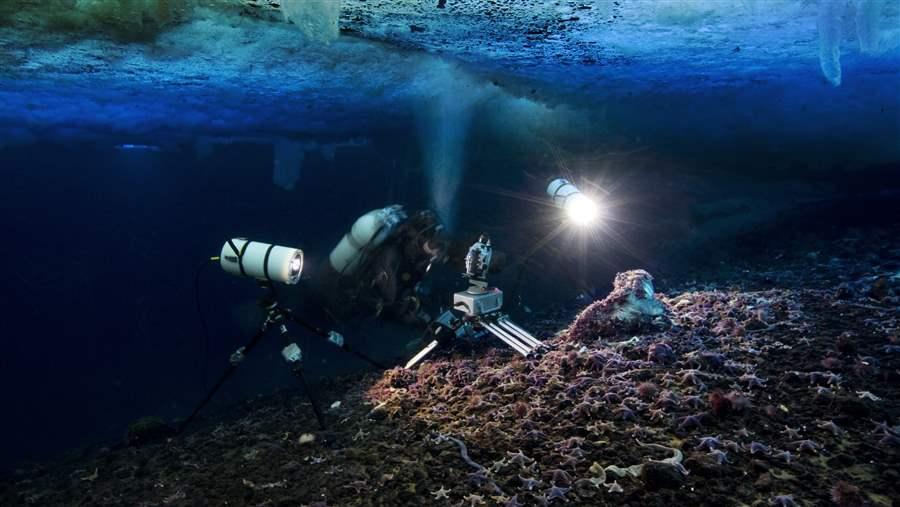 Diving under ice