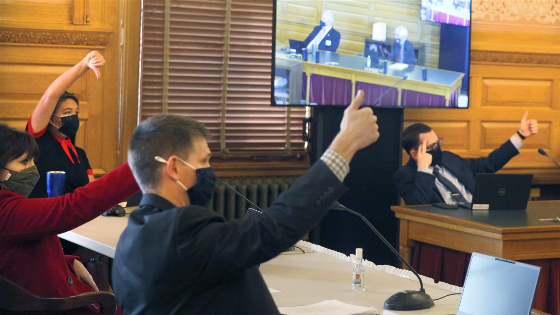 Kansas House Federal and State Affairs Committee Kansas House Federal and State Affairs Committee