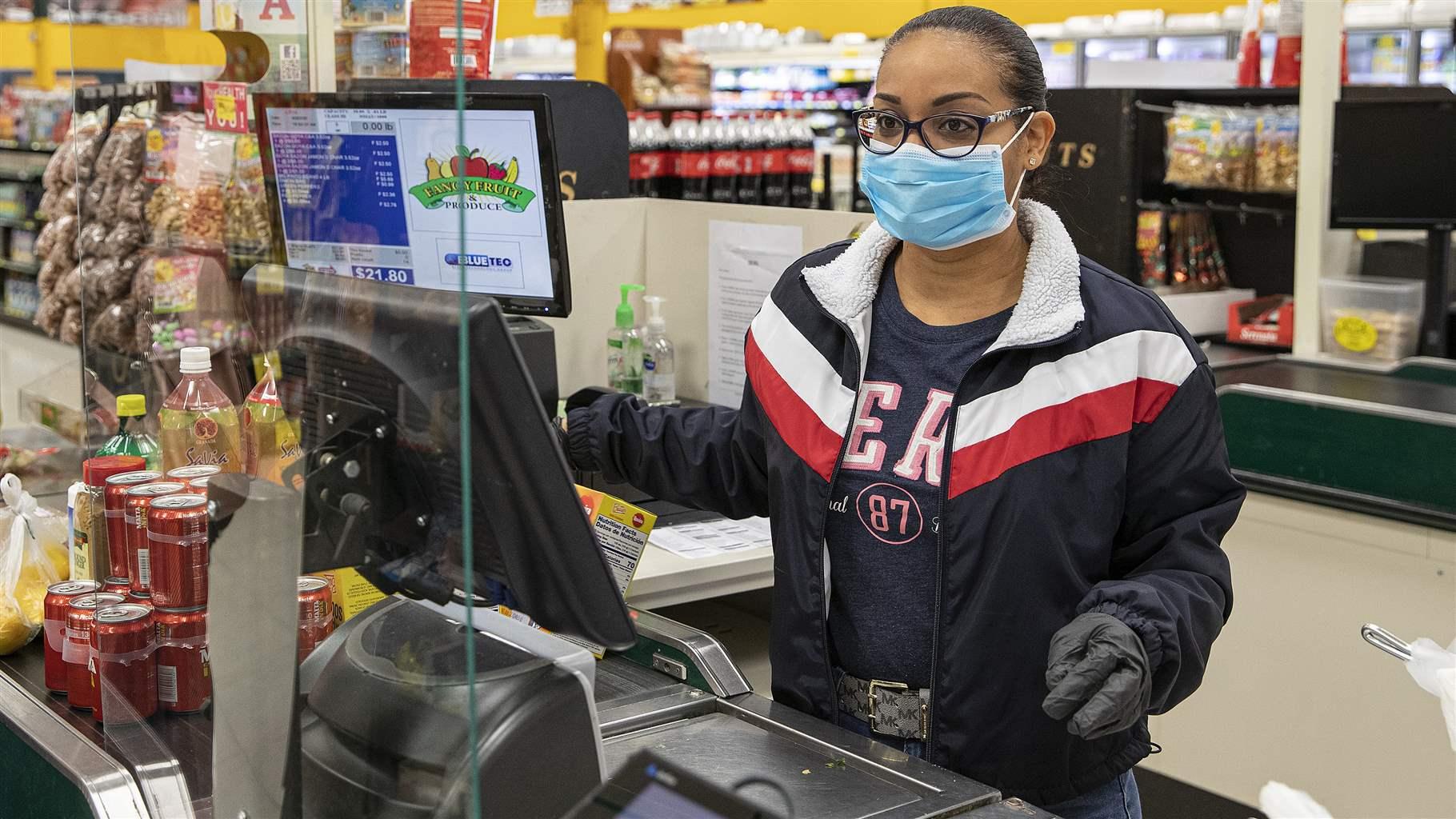 Grocery store cashier Grocery store cashier