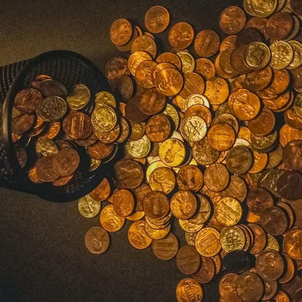 Coin jar spilling