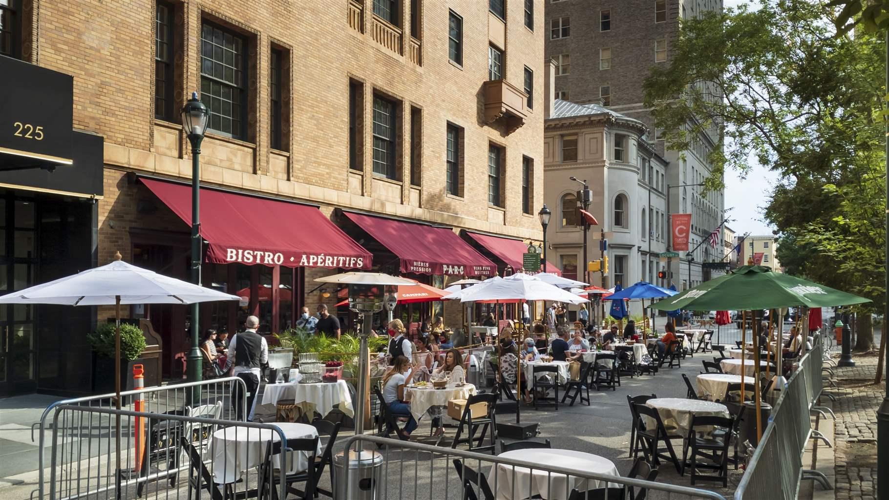 18th Street closed for outdoor dining during Covid 19 pandemic, Rittenhouse Square, Philadelphia, Pennsylvania, USA. 