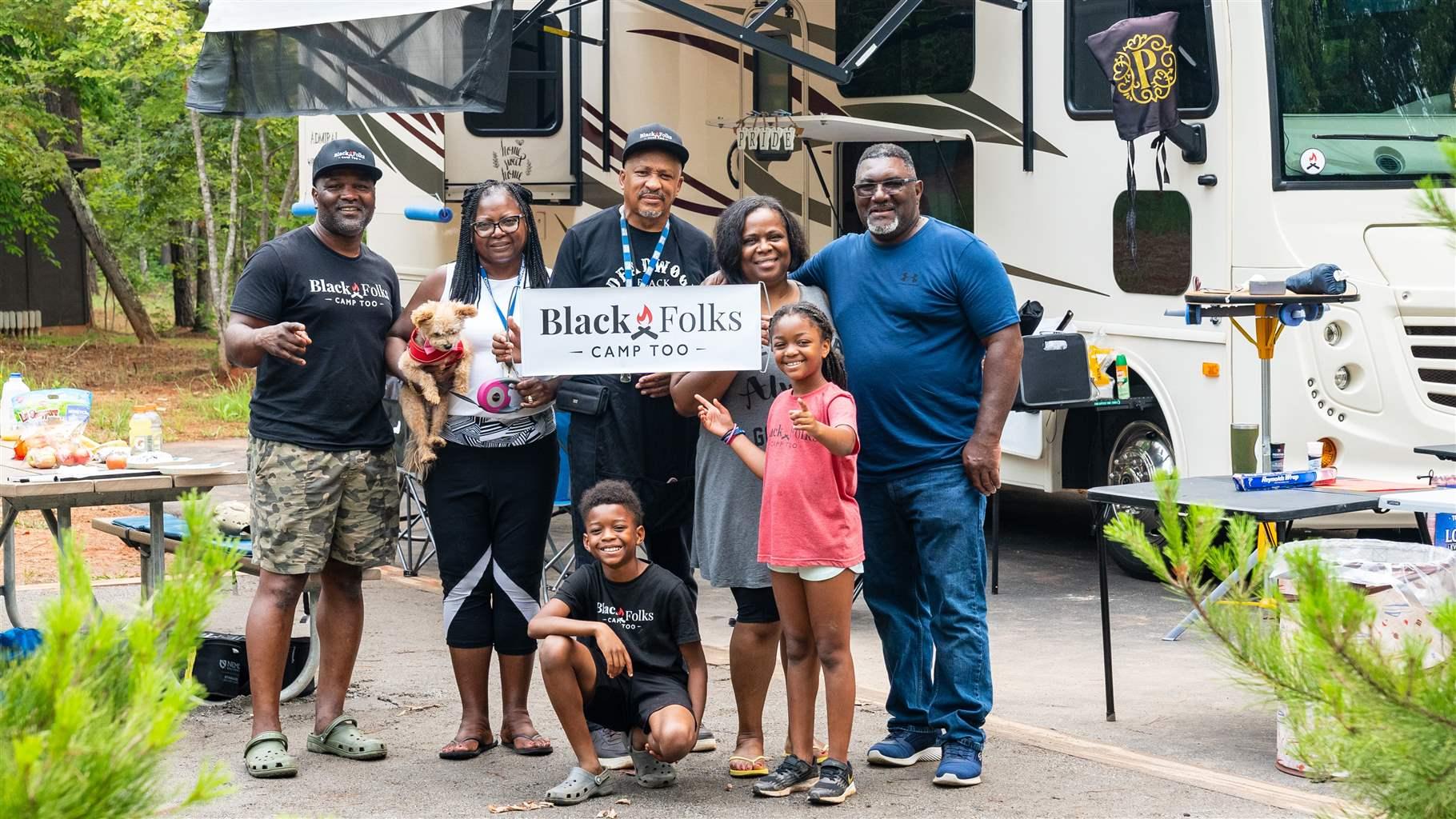 Earl Hunter Jr. and family