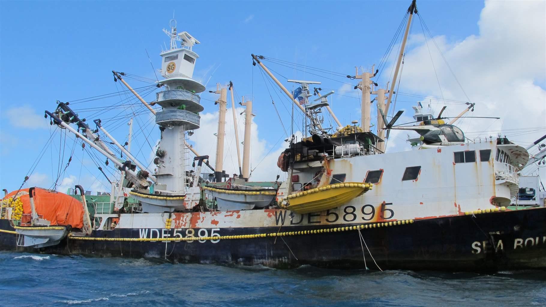 Open letter goes to Jimmy Pattison to solve his fleet's fishery problems |  Raincoast